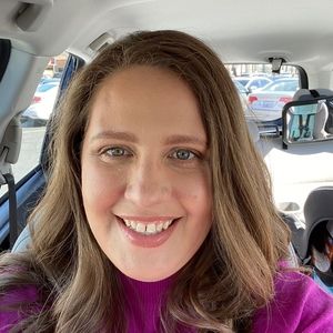 Meet your Posher, Caroline